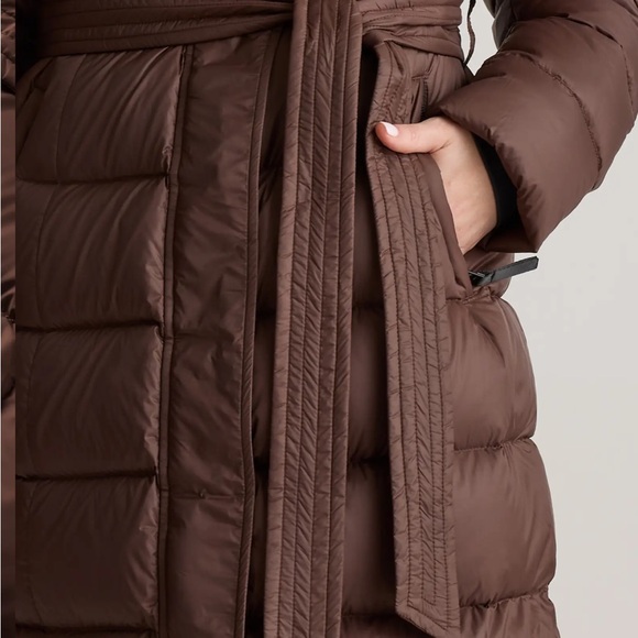 Quince | Responsible Down Belted Puffer Maxi Coat - Picture 5 of 13
